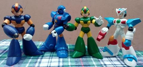 Megaman // Rockman muñecos articulados Capcom 1993 de 9 cm