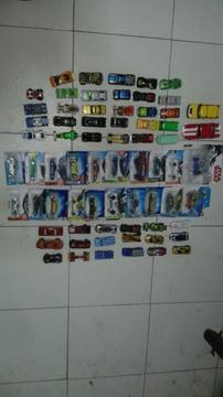 Vendo Colección de Carros Hotwheels