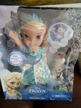 Muneca Frozen