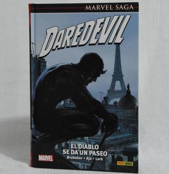 Panini comics Marvel saga Daredevil 16: El diablo se da un paseo