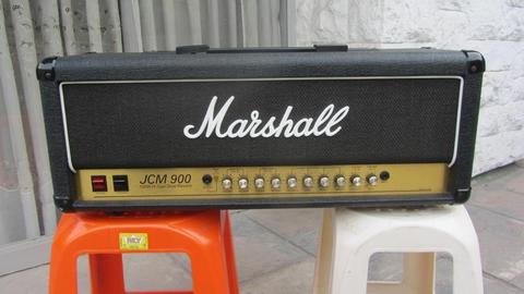 MARSHALL JCM 900 100W