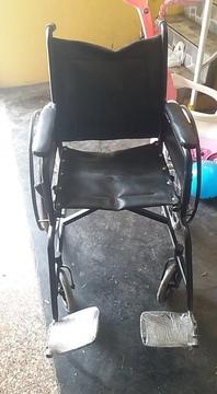silla de rueda negra