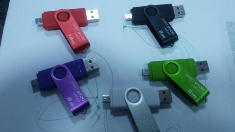 USB 8 GB doble entrada