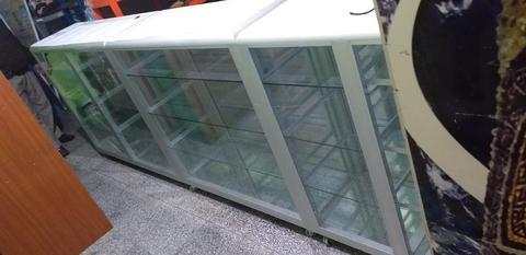 Vitrina en L