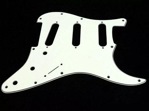 Pickguard Golpeador de Guitarra Fender Player Stratocaster 3 Capas Blanco