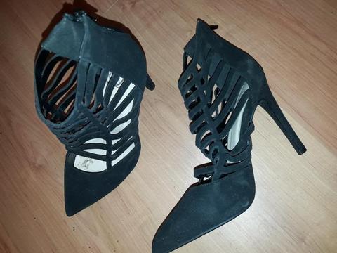 Zapatos Negros de Mujer