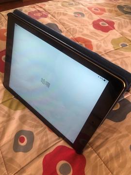iPad Air 2-64Gb Wificellr, libre icloud