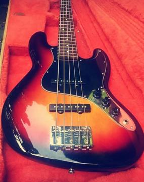 bajo Fender Jazz Bass