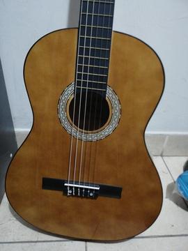 Remato Guitarra Acústica con Accesorios