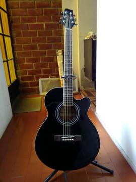 Vendo Guitarra Electroacústica Marca Stagg Modelo Minijumbo