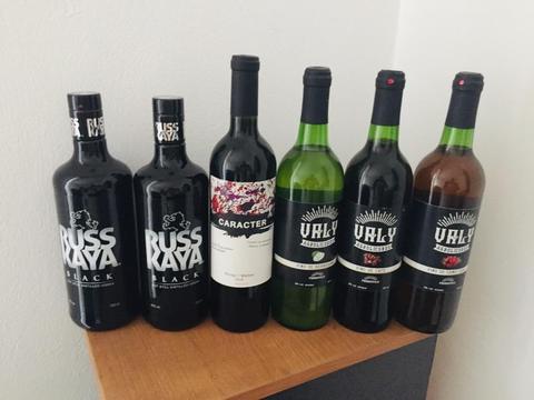 Pack Licores Vodka Russkaya Black Vino Carácter Shiraz Malbec Tinto, Vino Artesanal Botellas de 750 Ml