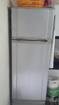 Vendo refrigeradora Coldex RC-31