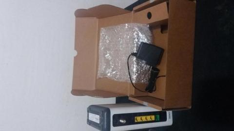 se vende router marca movistar hritron nuevo en caja en perfecto estado llamar al cel. 927732099