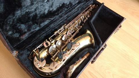 Saxo Saxofon Alto marca Yamaha Yas23