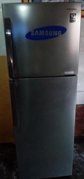 Refrigeradora Samsung 255lt Color Plomo