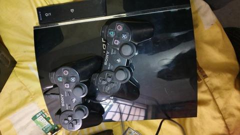 Vendo Play Station 3 450 Soles