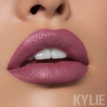 KYLIE ORIGINAL LABIAL VELVET ALTA DURACION BOY BYE NUEVO CON CAJA