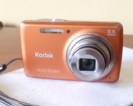 Camara de Fotos Kodak 14mp Video Hd