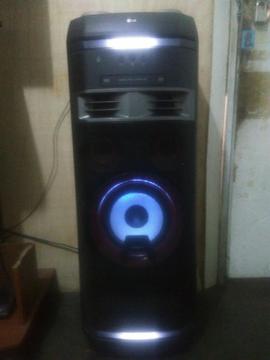 Ok75 Lg 1000w/rms Usado