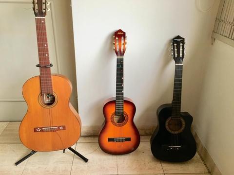 Vendo tres guitarras. Usadas sólo por niños en clases particulares en casa. Marca Erasmo Falcon, Karop y Freeam