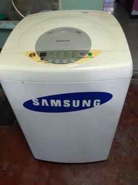 Lavadora Samsung. 8 Kilos Funciona Corre