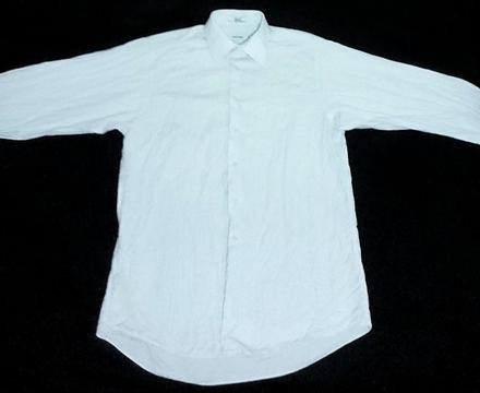 EXCLUSIVA CAMISA CALVIN KLEIN TALLA M MADE IN TAILANDIA MANGA LARGA EN EXCELENTE CONDICIÓN 9/10