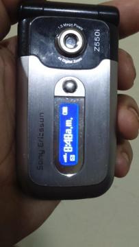 Celular Sony Ericsson Z550i Operador Claro