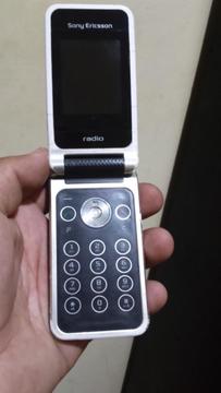 Celular Sony Ericsson R306a Radio Am Y Fm Libre De Operador