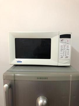 HORNO MICROONDAS SAMSUNG CHEFF COLOR BLANCO, 32 LT