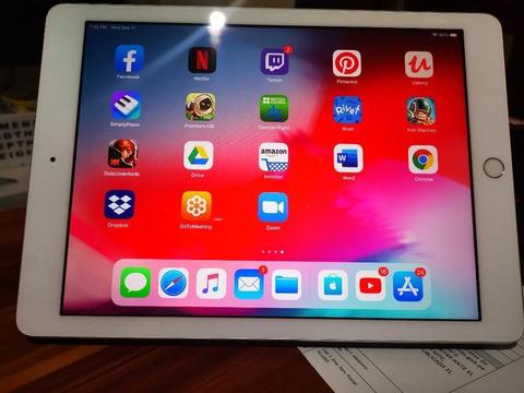 iPad 6th Generation 128 Gb Wifi