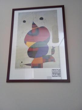Poster de pintor Miro en cuadro de vidrio tamaño grande