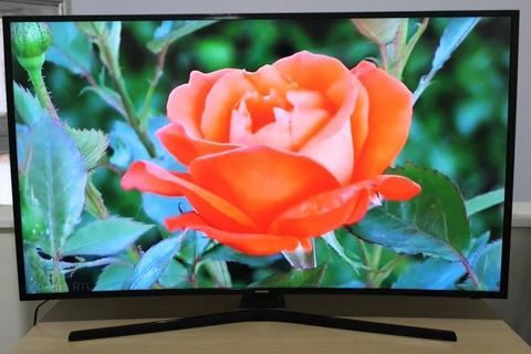 TELEVISOR SAMSUNG CURVO SMART TV UHD UN49MU6305G CON CONTROL REMOTO