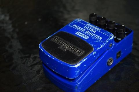 Pedal de Guitarra Behringer