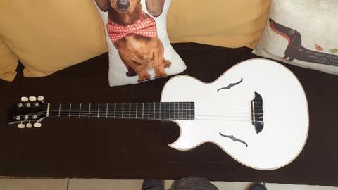 Guitarra Model Les Paul Acustica