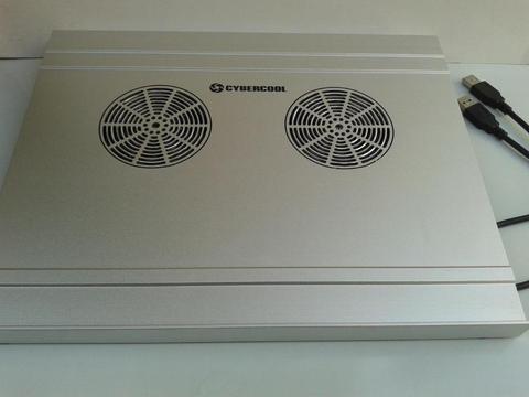 Cooler ventilador para laptop Cybercool de aluminio y con salidas USB hub