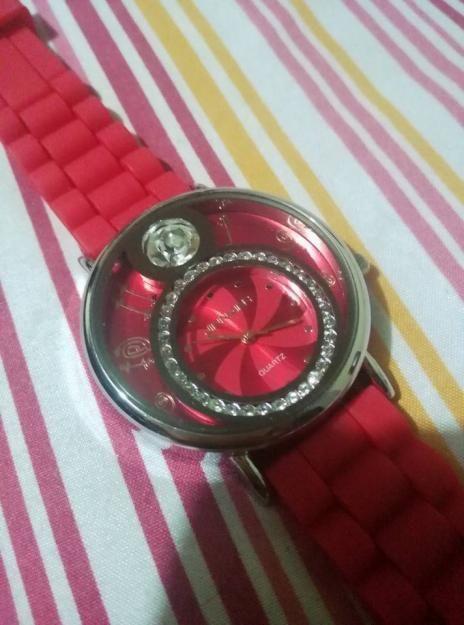 Reloj rojo para dama JINNAIER