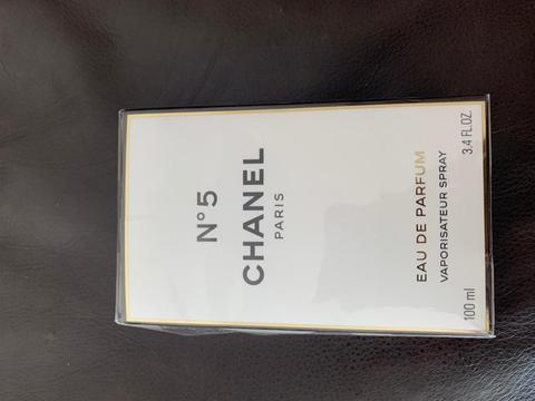 Perfume Chanel No 5