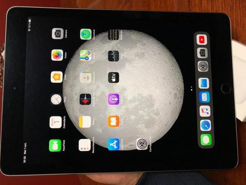 Apple iPad Pro 9.7 128gb No Samsung,android,iPhone,google,ios,huawei,xiaomi