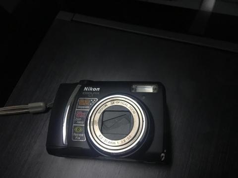 Camara Nikon Coolpix L1