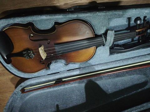 Vendo Violin 4/4 Negociable