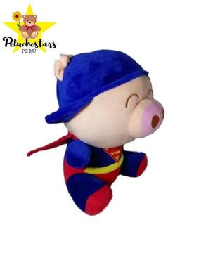 PELUCHE CERDITO SUPERMAN 26 CENTÍMETROS