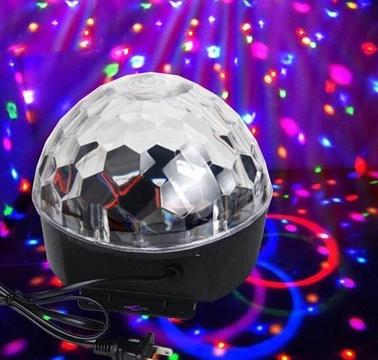 Bola LED Multicolor para Fiestas con Sensor de Sonido