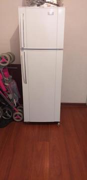 Refrigeradora Miray Rm246