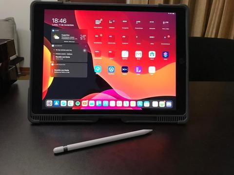 iPad Pro 12.9 con Case y Apple Pencil 10 de 10 Excelente estado