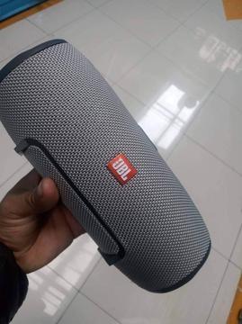 Vendo Mi Parlante Jbl Blothu Entada Usb